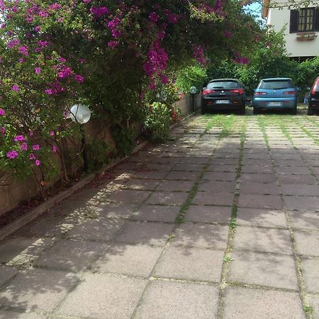 L'Aurora Viola Bed and Breakfast Carbonia Εξωτερικό φωτογραφία