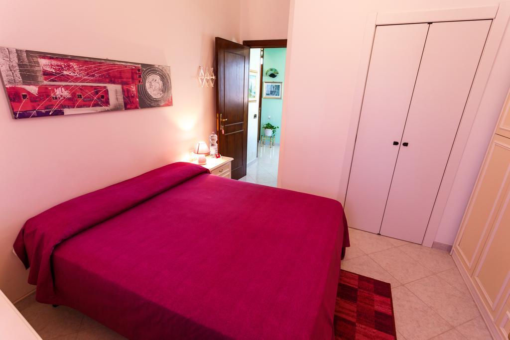 L'Aurora Viola Bed and Breakfast Carbonia Εξωτερικό φωτογραφία