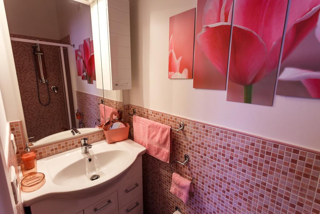 L'Aurora Viola Bed and Breakfast Carbonia Εξωτερικό φωτογραφία