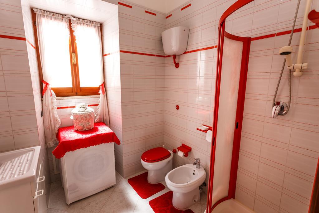 L'Aurora Viola Bed and Breakfast Carbonia Εξωτερικό φωτογραφία