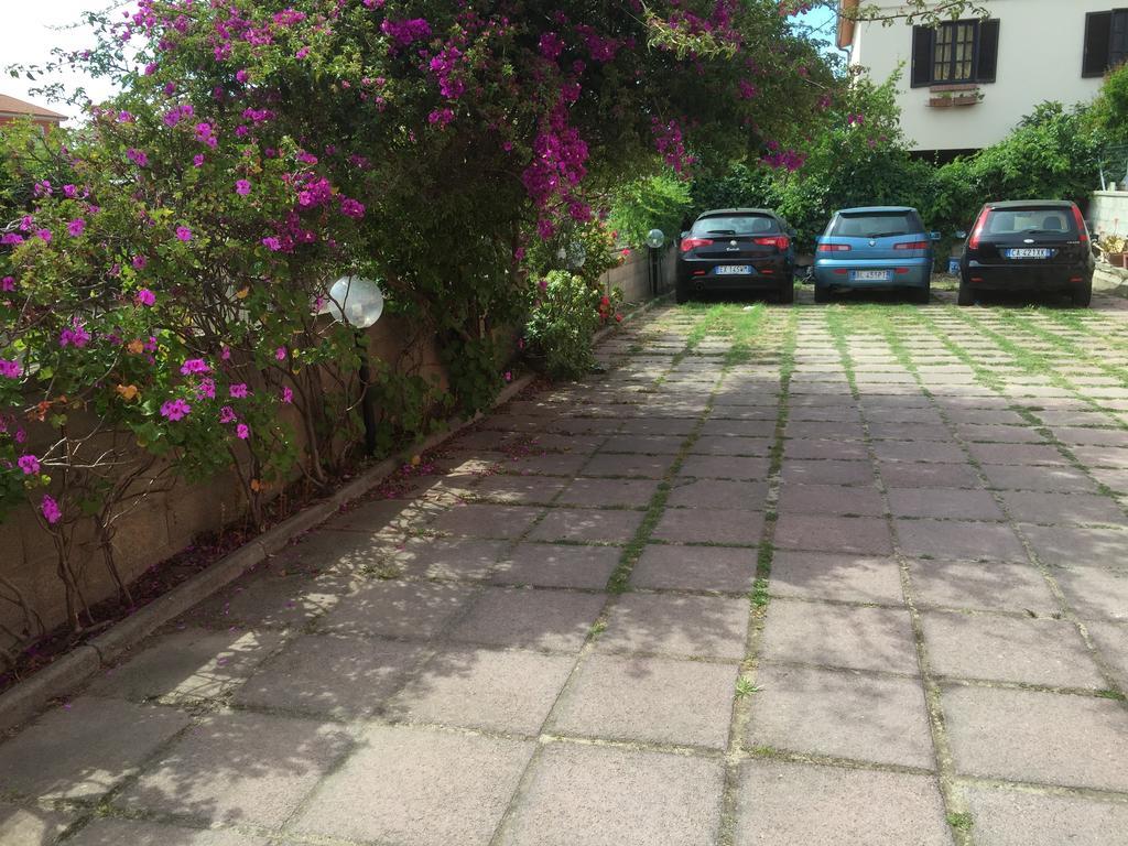 L'Aurora Viola Bed and Breakfast Carbonia Εξωτερικό φωτογραφία