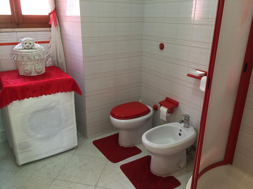 L'Aurora Viola Bed and Breakfast Carbonia Εξωτερικό φωτογραφία