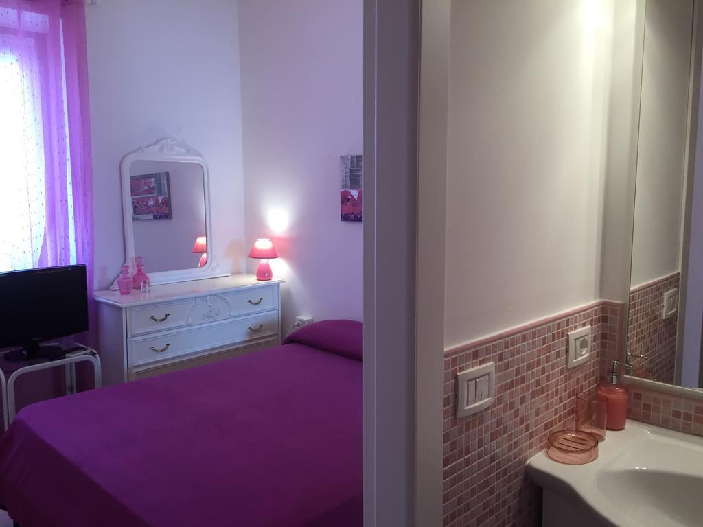 L'Aurora Viola Bed and Breakfast Carbonia Εξωτερικό φωτογραφία